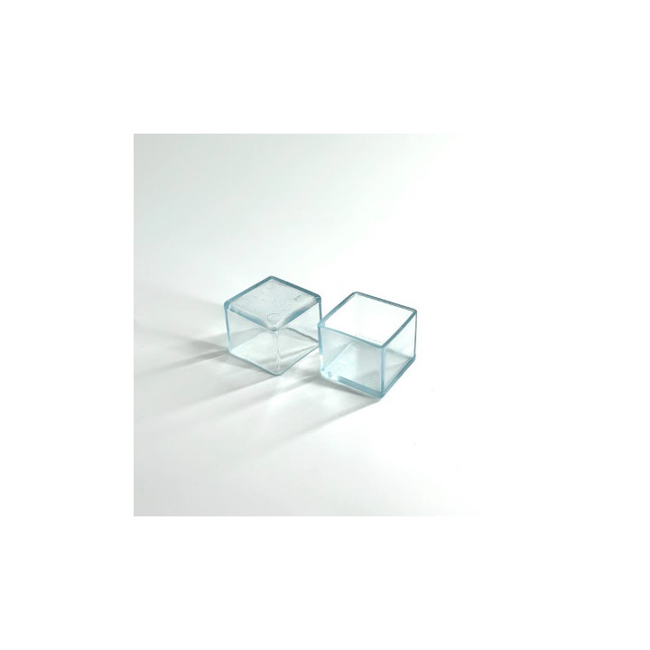 Neliömäinen putkensuoja, ulkopuolelta silikonista