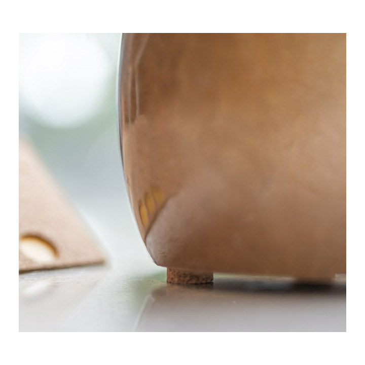 Itseliimautuvat korkkityynyt