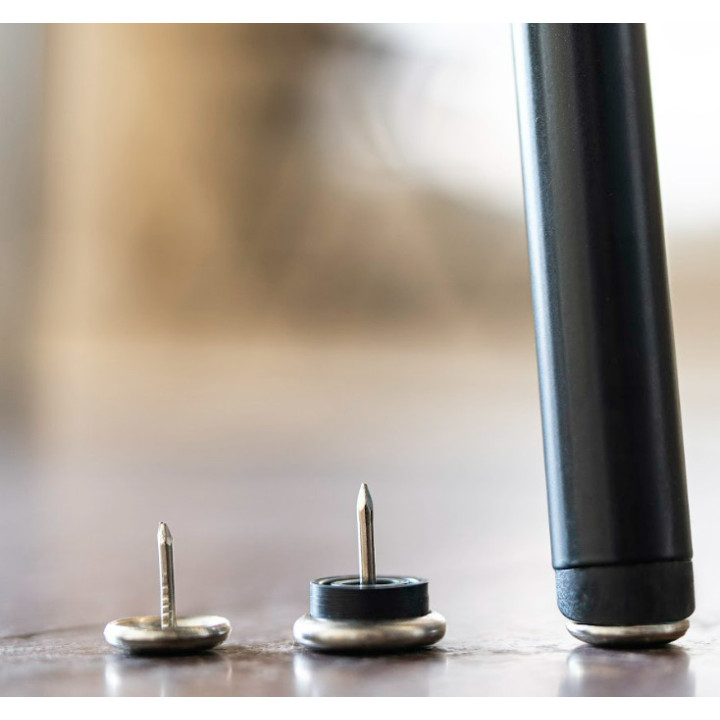 Metalliset tuolin liukukiskot huonekaluille matoilla