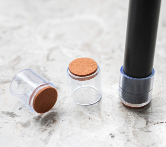 Stolskydd i transparent silikon, effektiva golvskydd