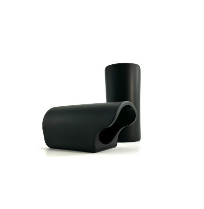 Suojat jalkojen koulupöydän ja koulutuolin