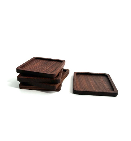 Aluslautaset korkista, pelastaa pöytäsi palojäljiltä