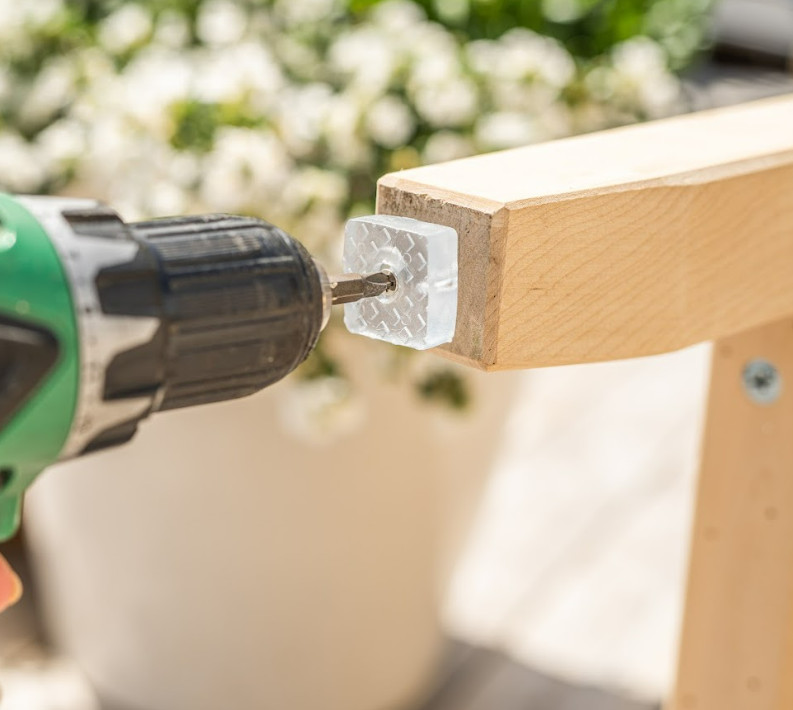 Anti Slip läpinäkyvät huonekalutyynyt, kumissa ruuvilla varustettuna