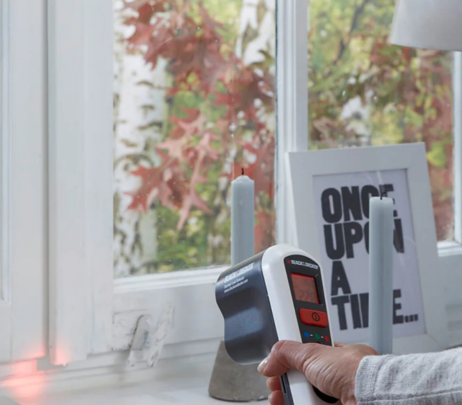 Huonekalujen vaahtomuoviset reunasuojat