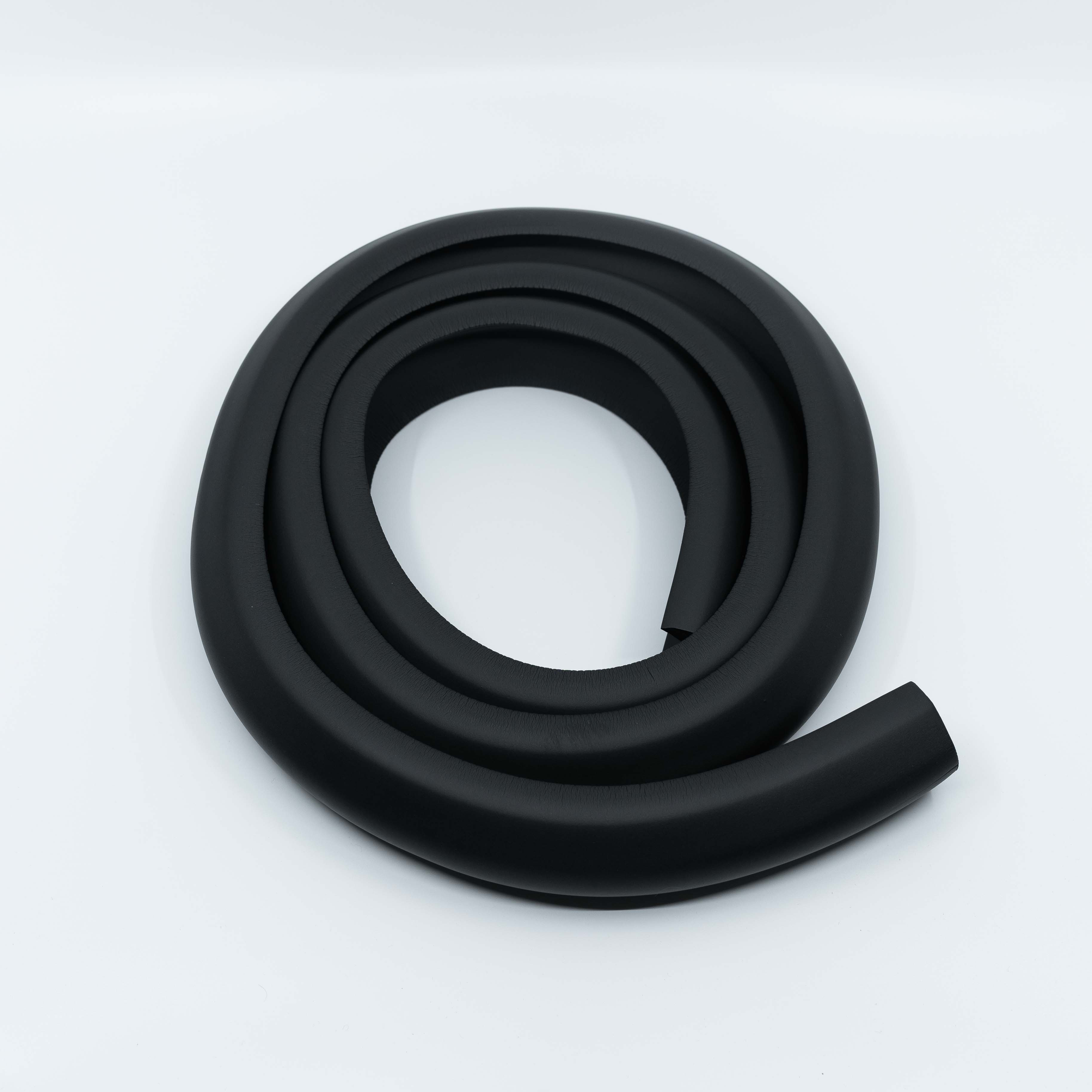 Vaahtomuoviset reunasuojat huonekaluille - Furniturewear